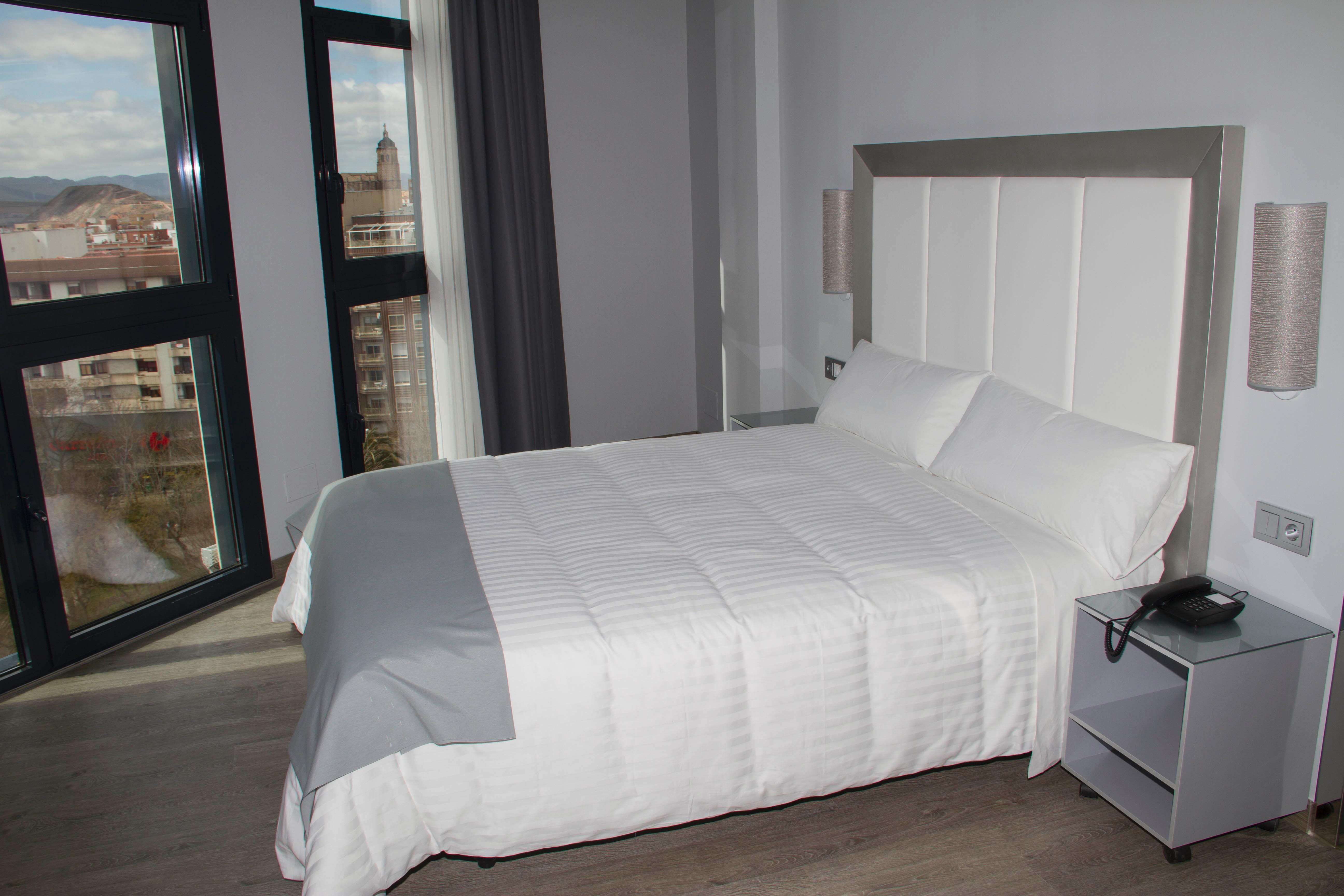 Hotel Santa Eulalia Puertollano Bagian luar foto