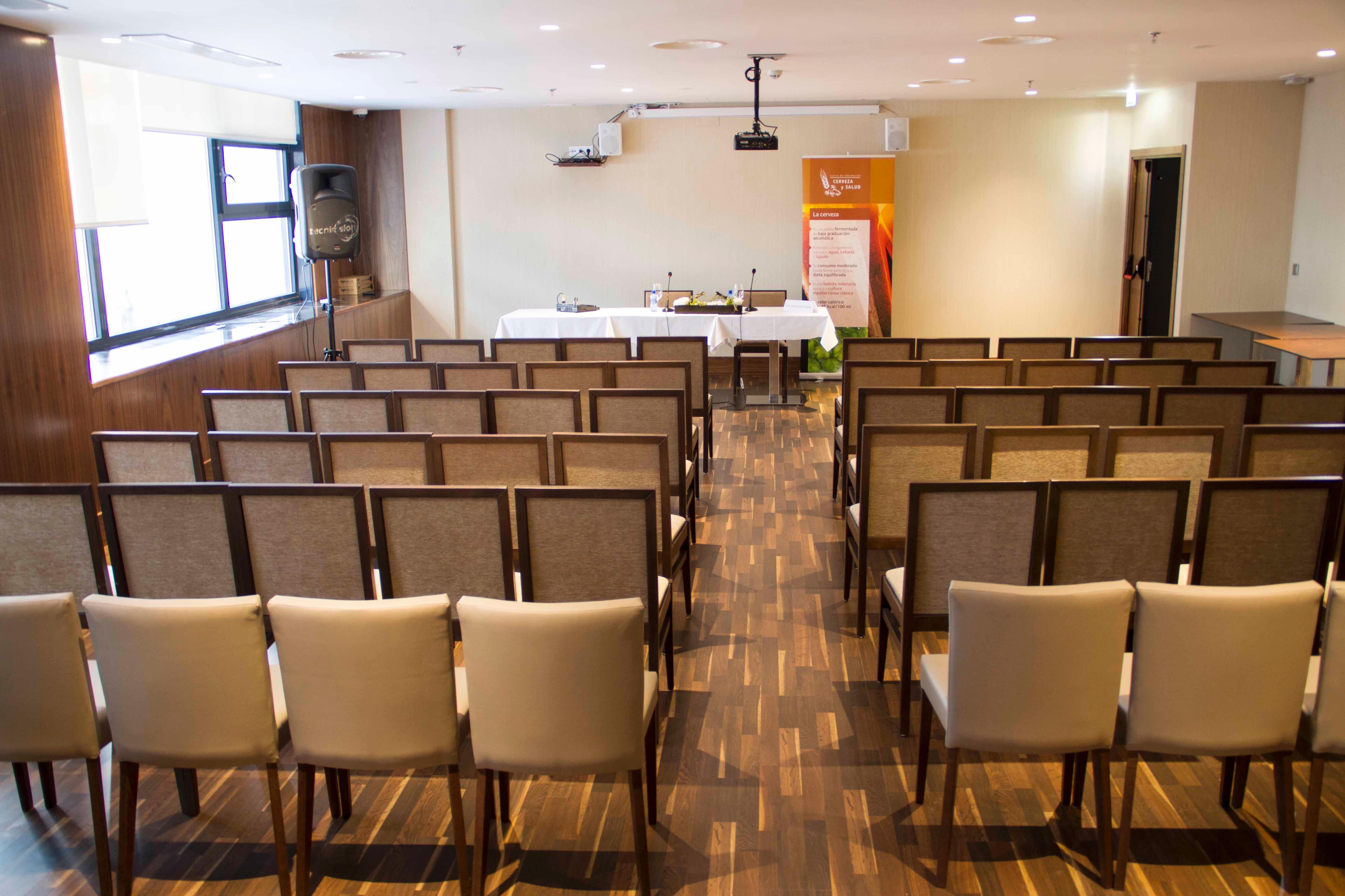 Hotel Santa Eulalia Puertollano Bagian luar foto
