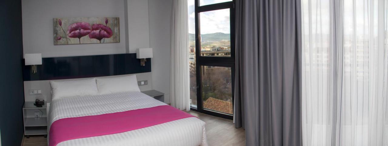 Hotel Santa Eulalia Puertollano Bagian luar foto