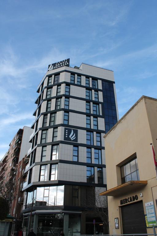 Hotel Santa Eulalia Puertollano Bagian luar foto